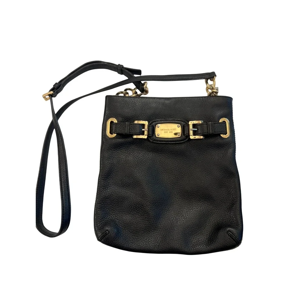 Michael Kors Black Pebbled Leather Crossbody Bag Gold Chain Buckle Detail Luxury